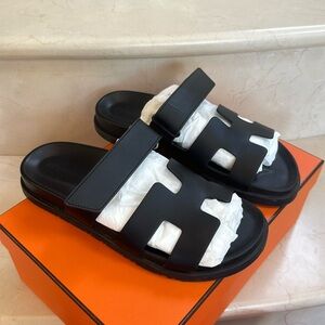 Hermes Chypre 38 Noir Black like new